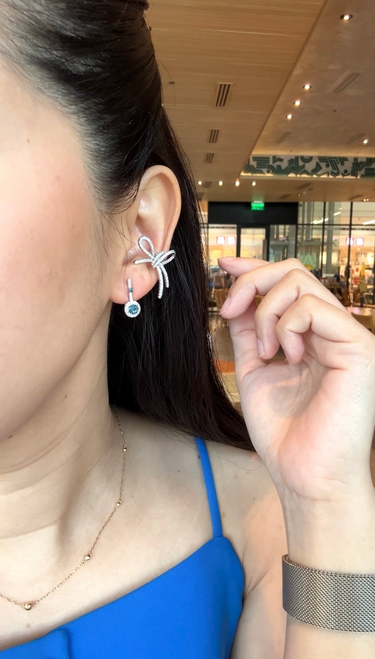 BRIELLE Bow Accent Earrings