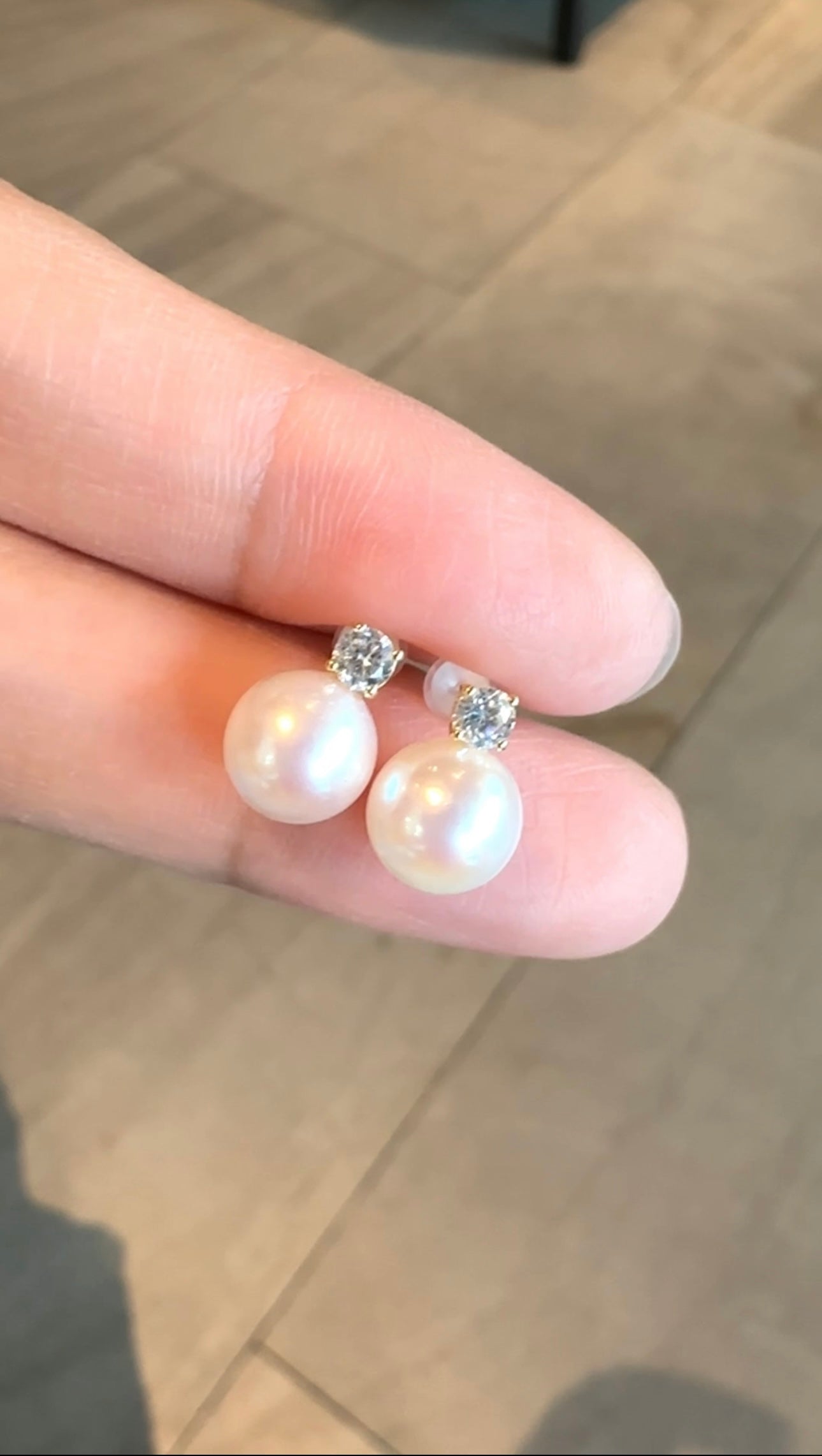 AMAYA Akoya Pearl Stud Earrings