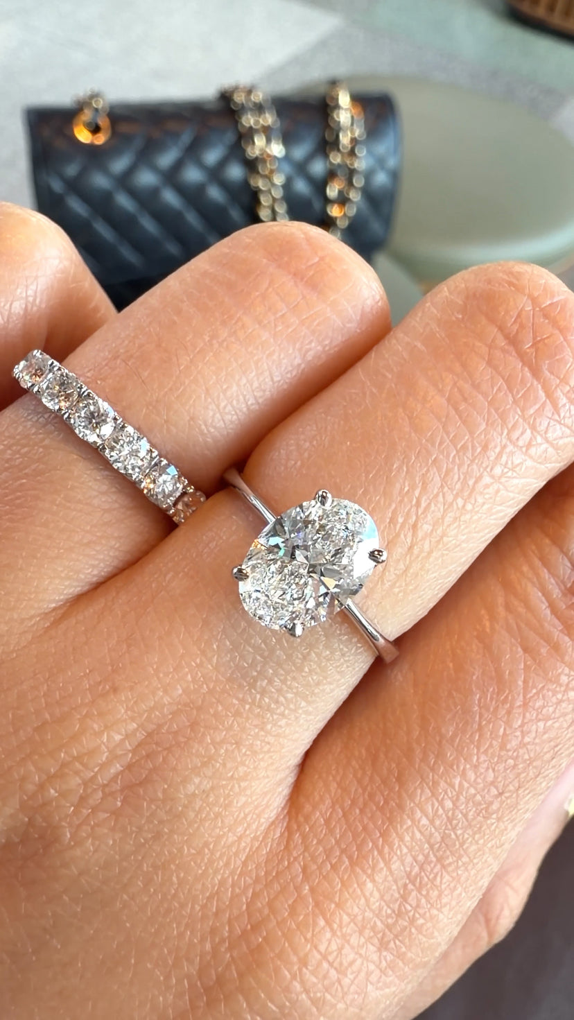 TARA 2 Carat LGD Oval Ring