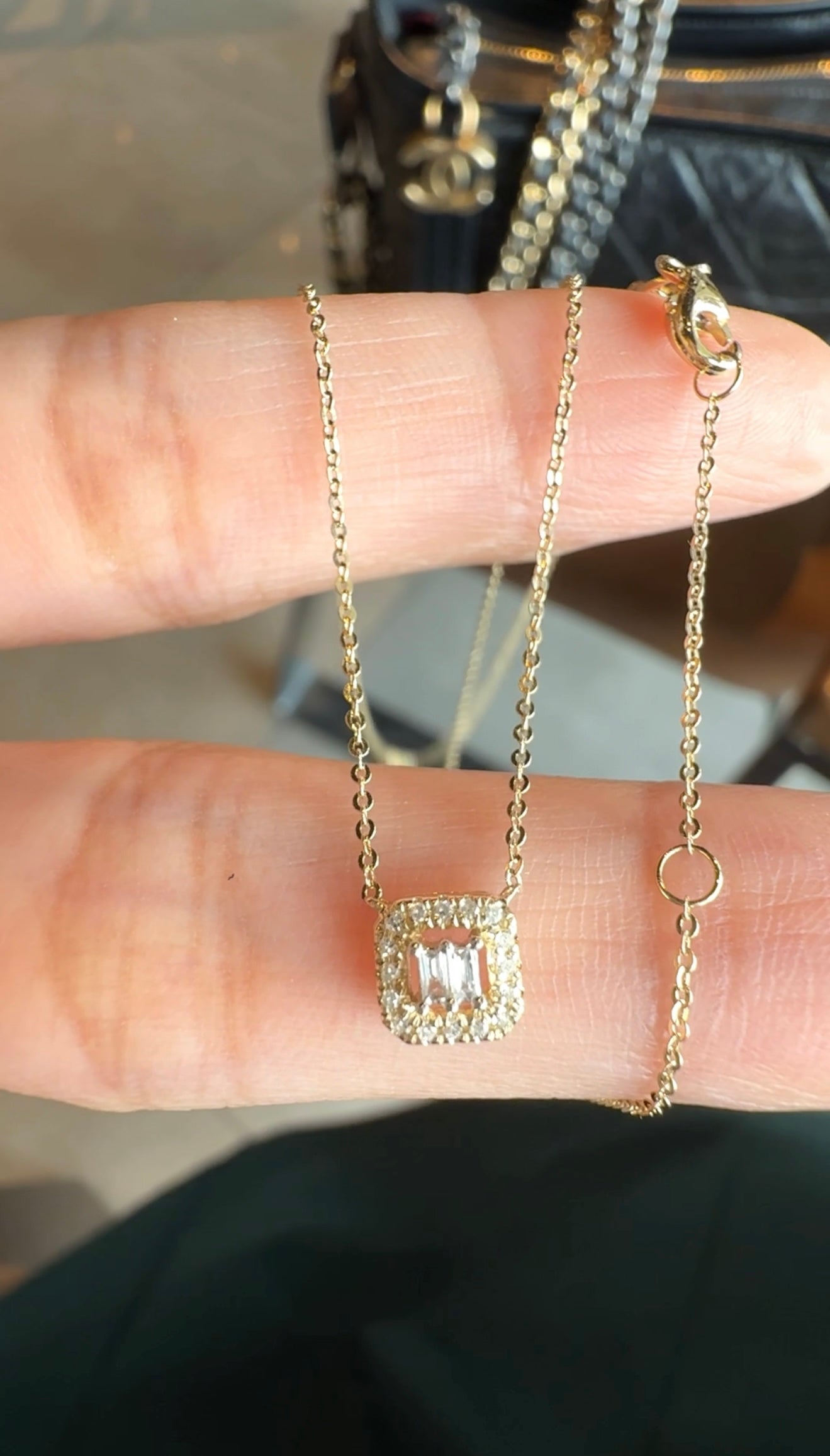 Cari Square Necklace
