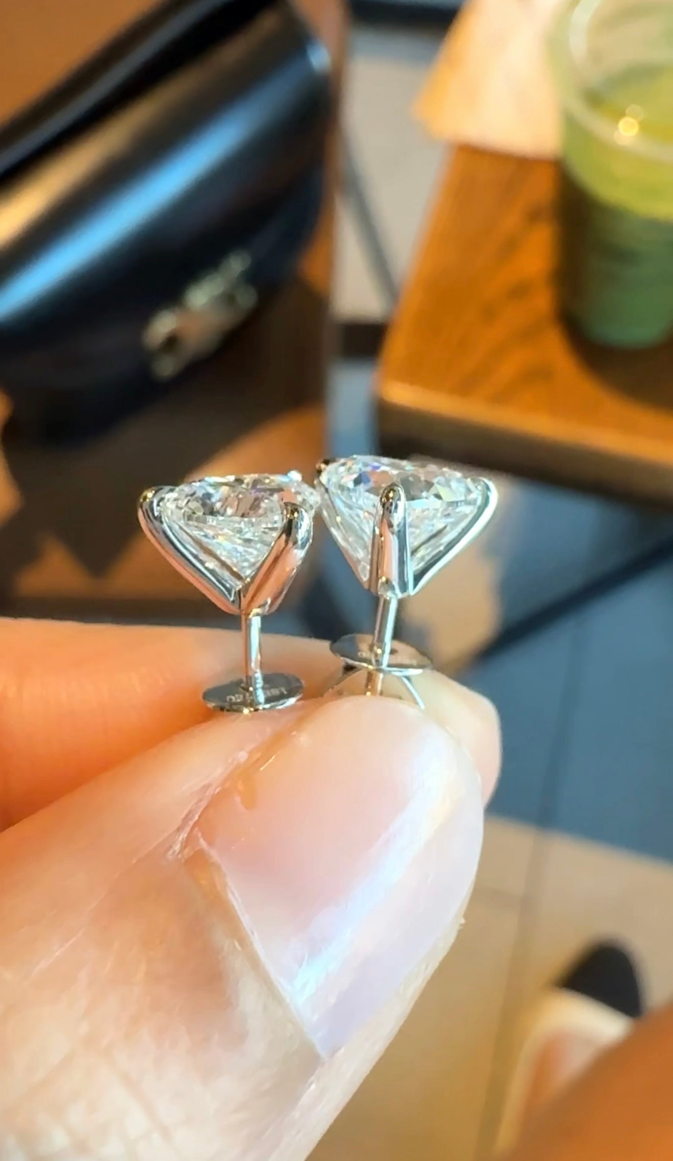 YNA HEART DIAMOND EARRINGS