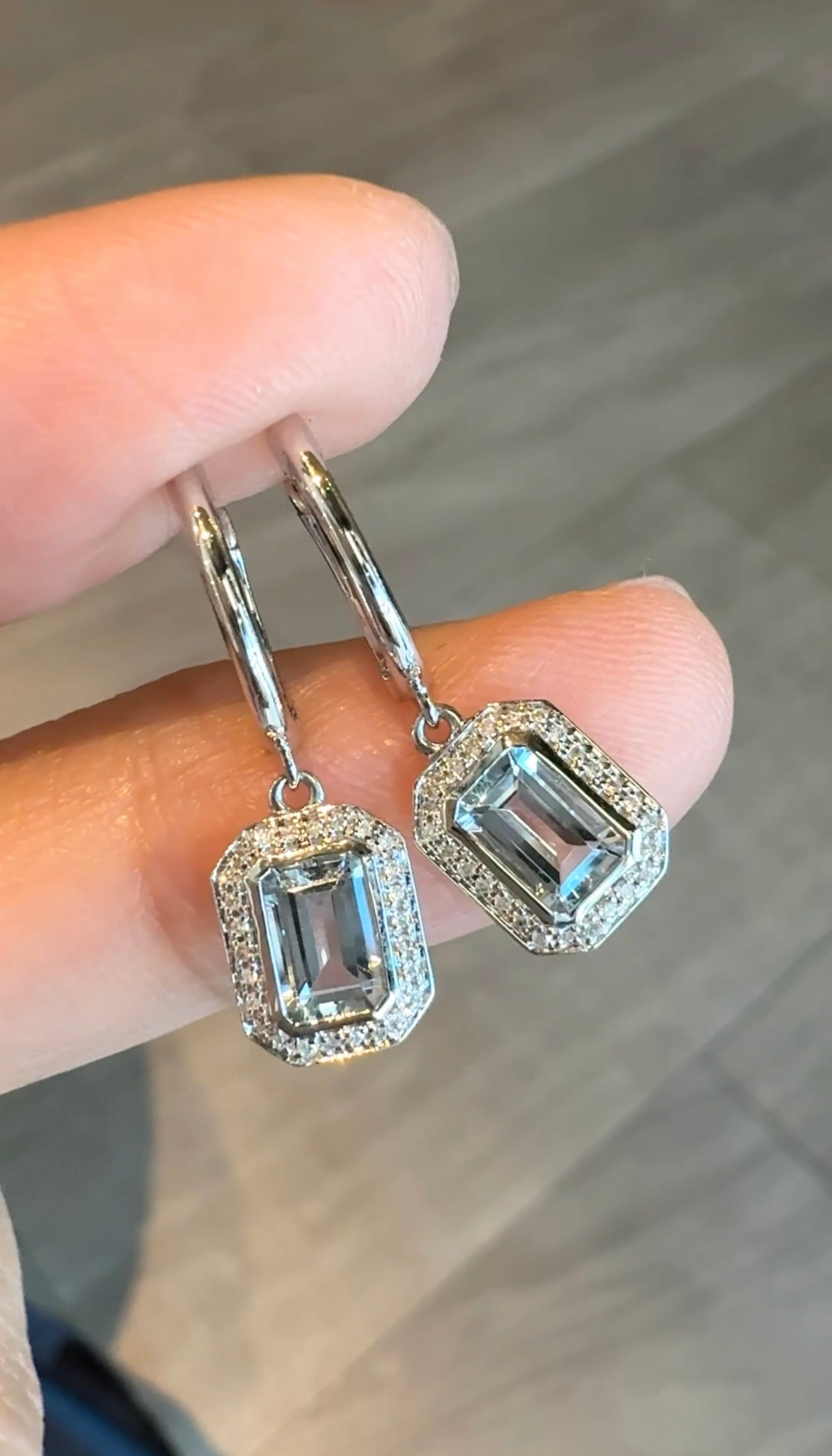 Aria Aquamarine Dangling Earrings