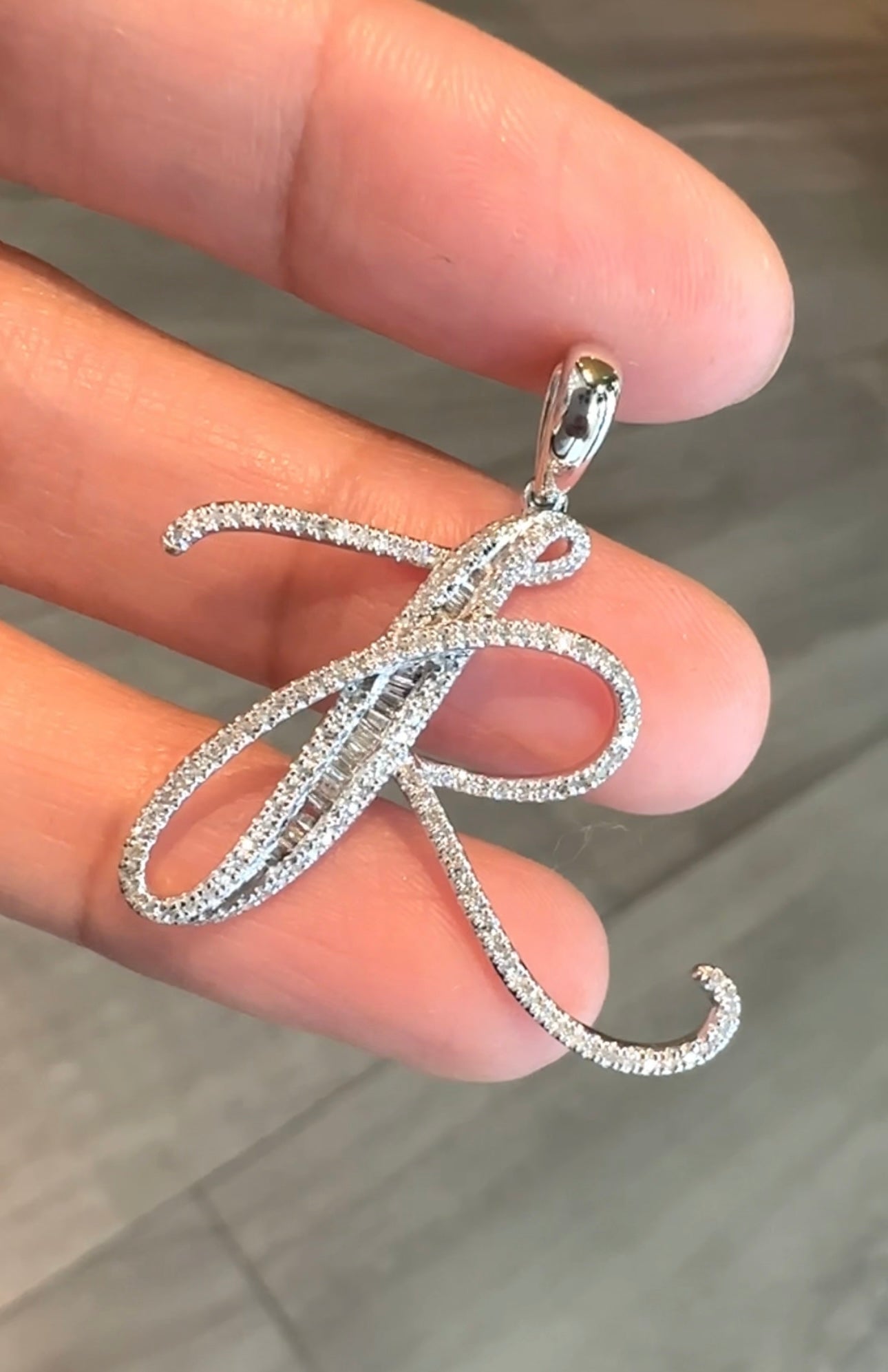 Rain R Pendant