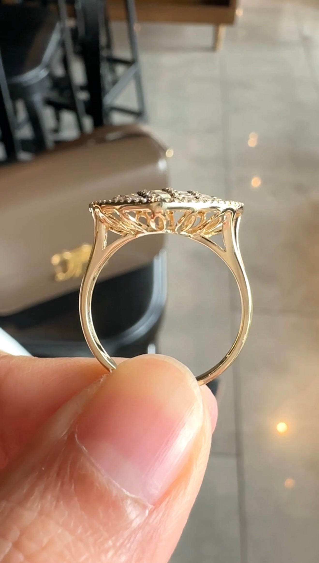 Bela Diamond Heart Ring
