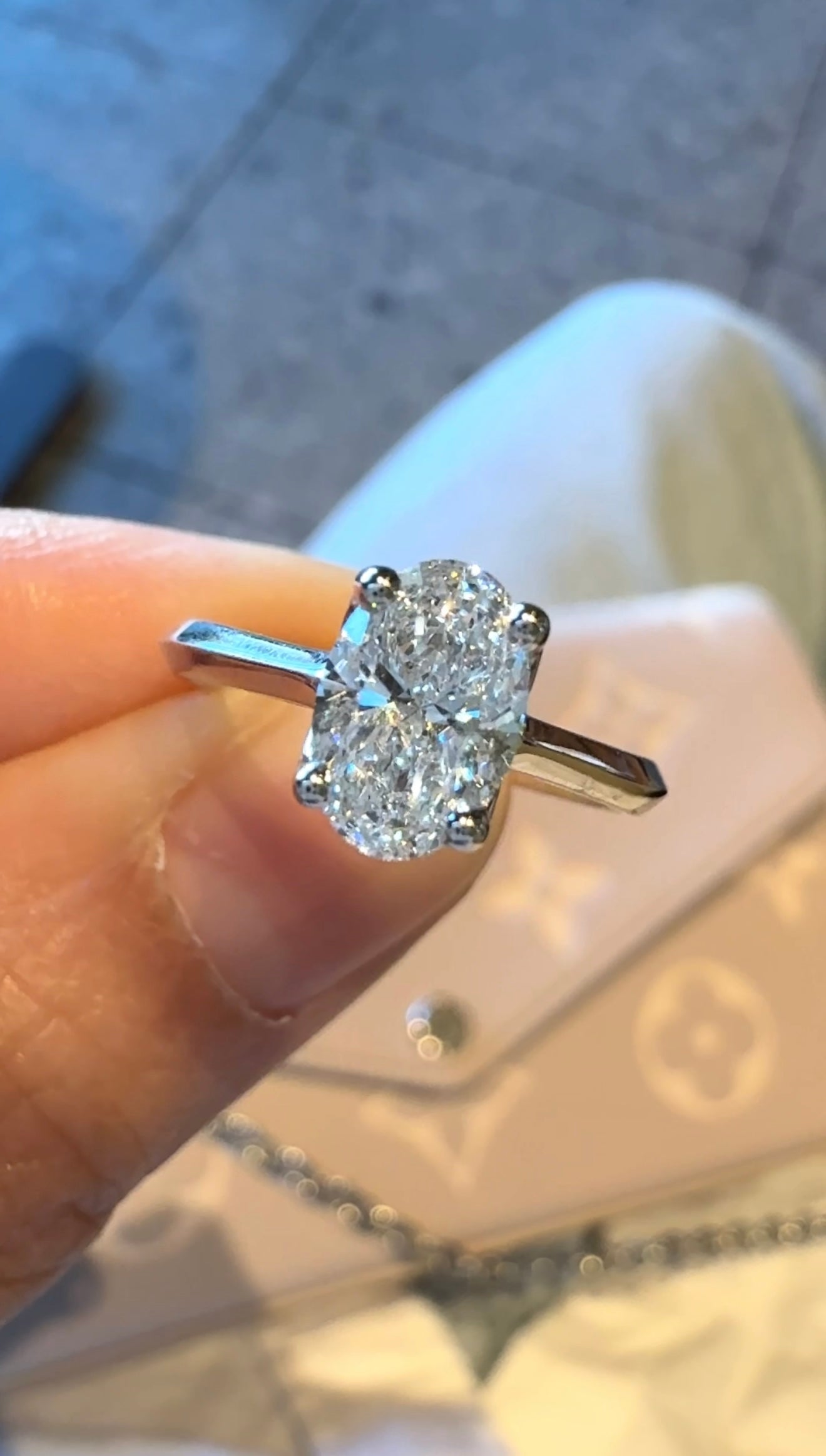 Tara 2-Carat Oval Ring
