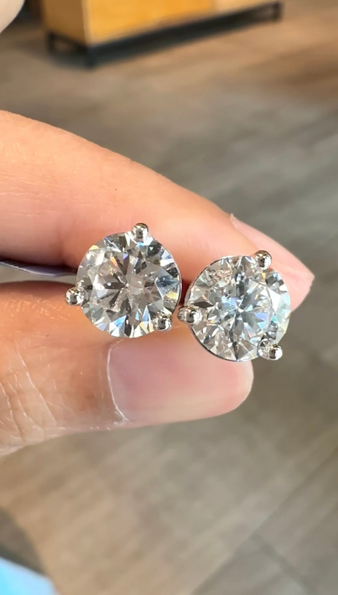 Nina 2-Carat Round Stud Earrings