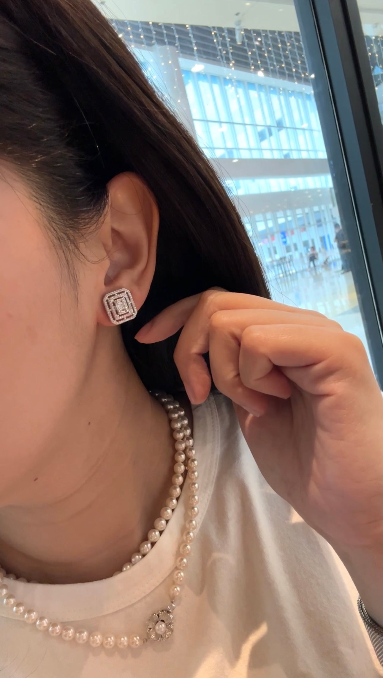 Ezra Diamond Earrings