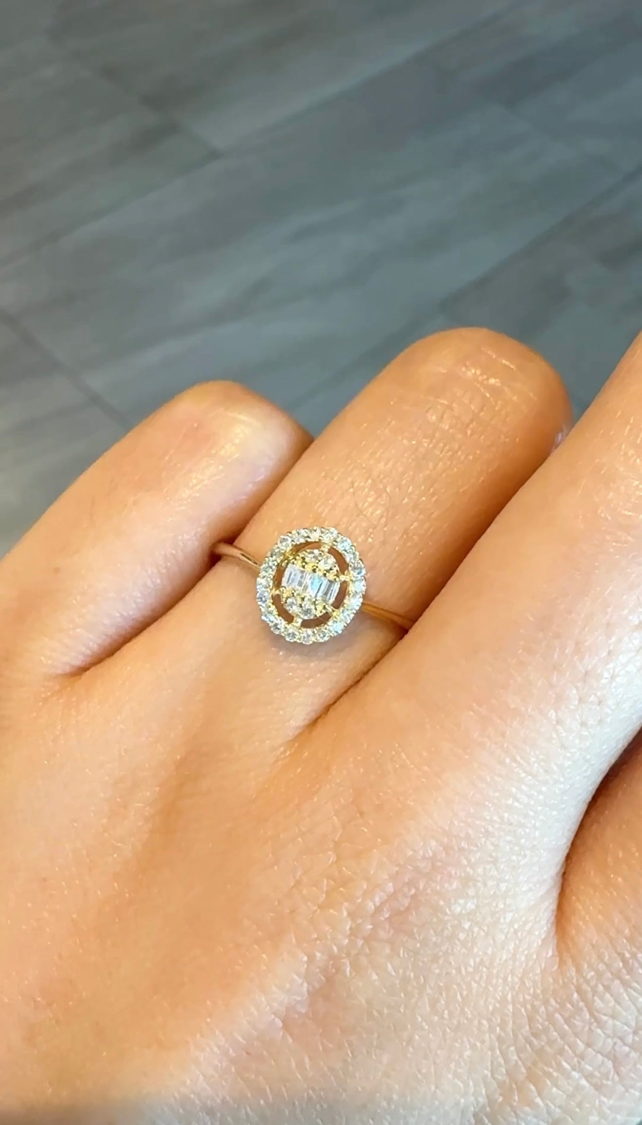 Ola Diamond Ring