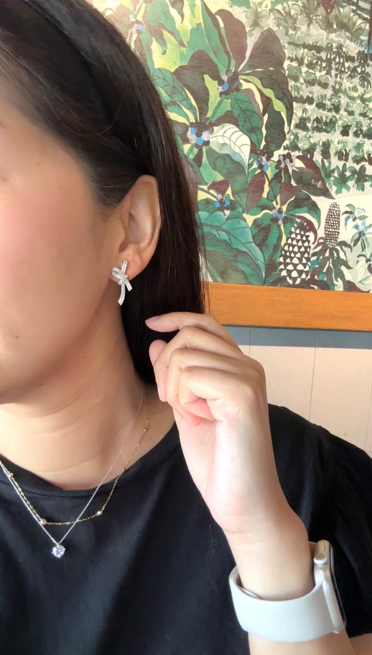 Lily Ribbon Diamond Earrings