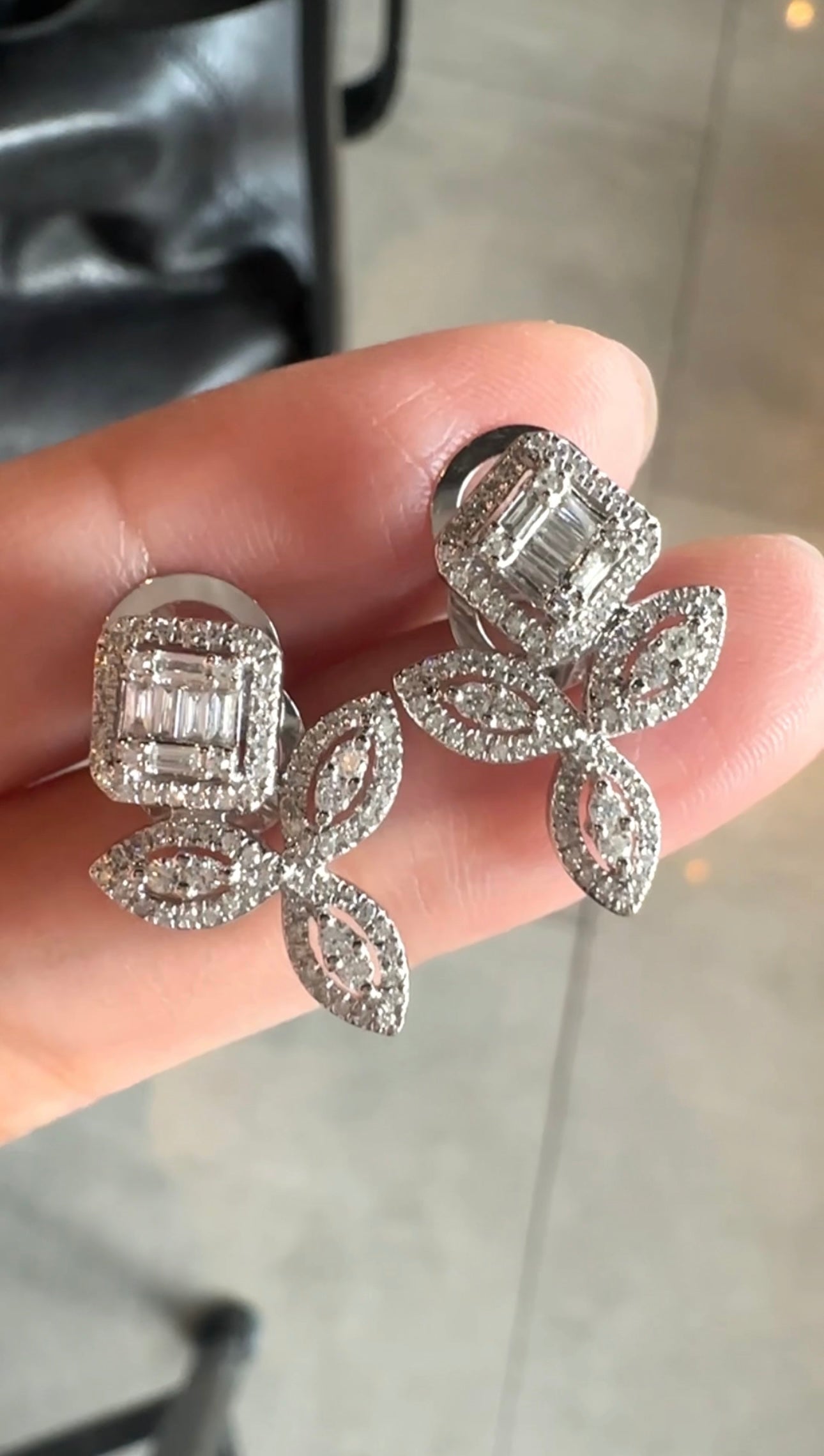 CLEO Emerald w/ Triple Leaf Earrings