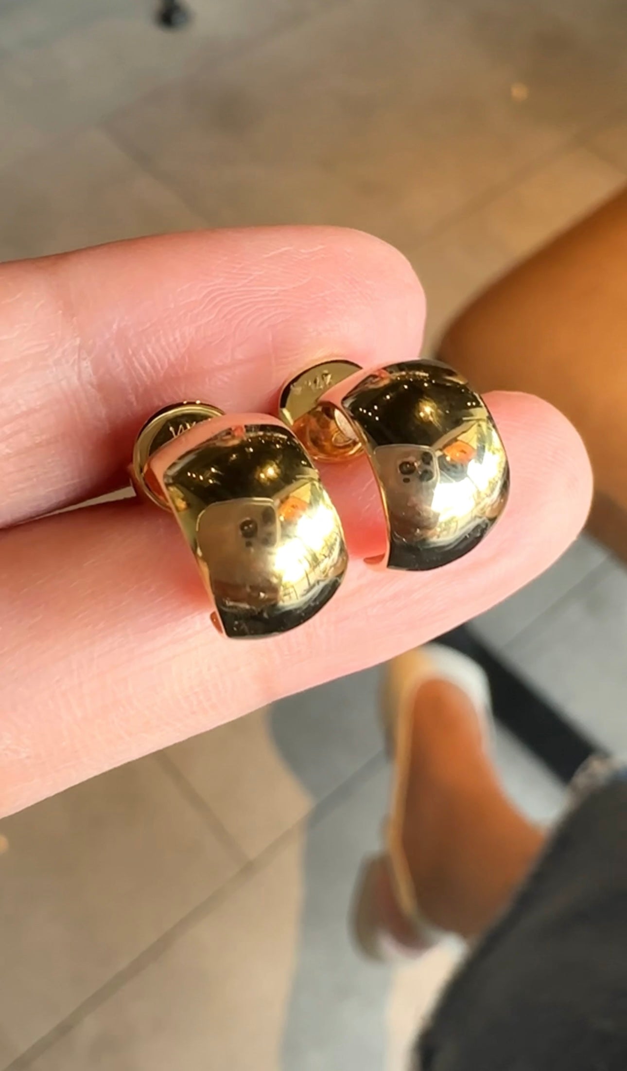 VEDA Hoop Earrings
