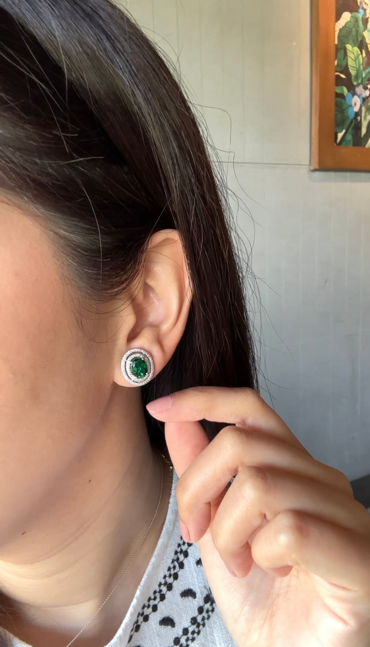 HONOR Elegant Emerald Earrings