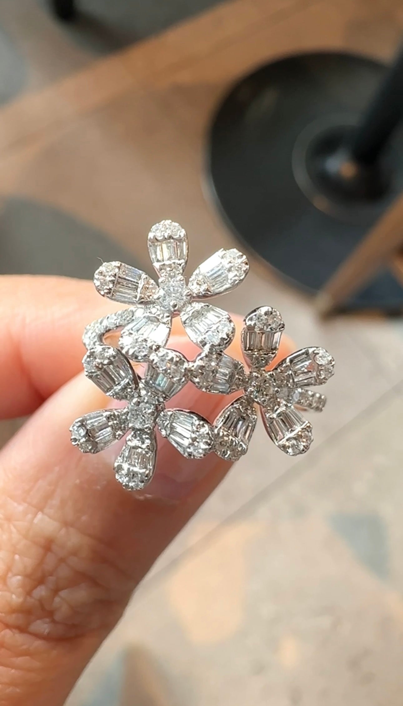3 Rosita Ring