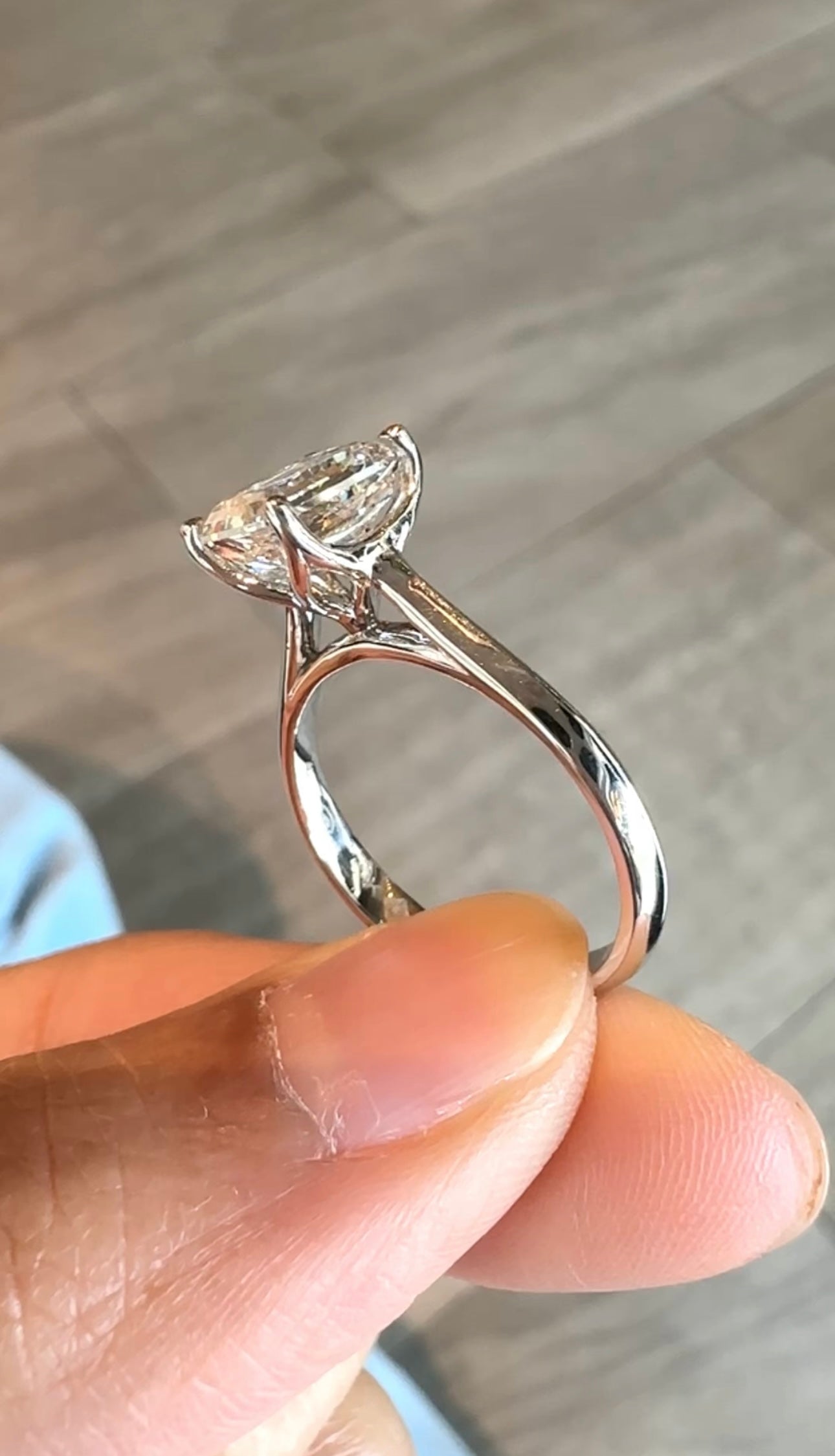 2ct Emerald Ring