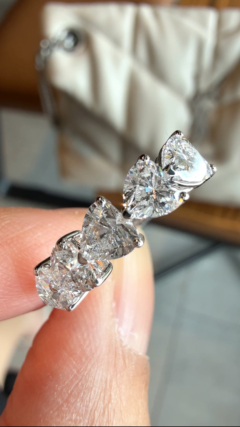 QUINN 5 Heart Eternity Ring