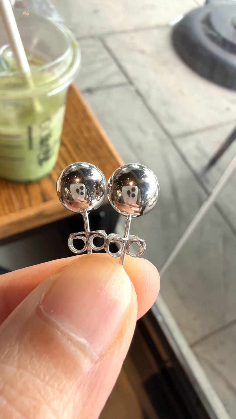 NICOLE Ball Stud Earrings (WG)
