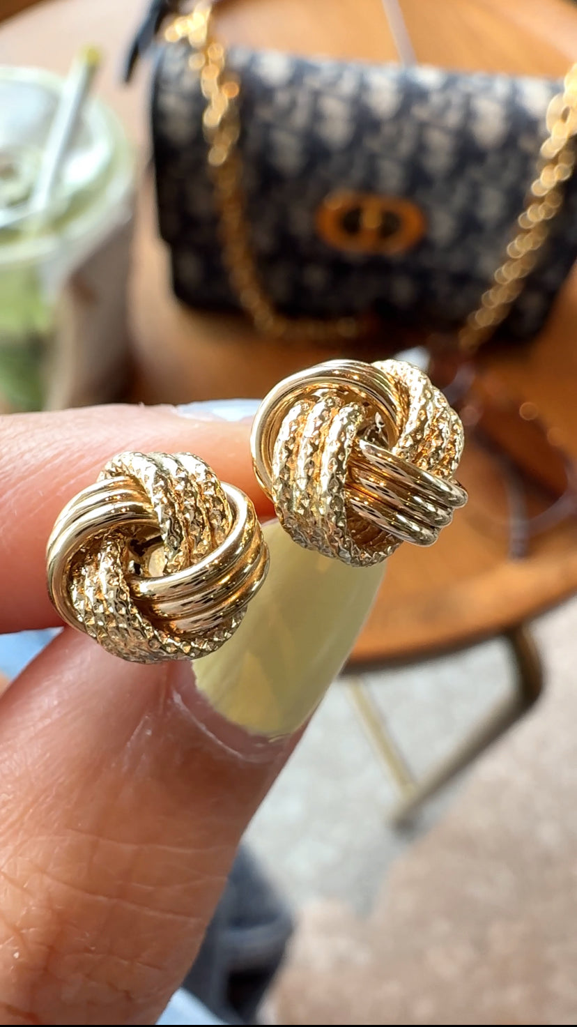 CHERIE Golden Knot Earrings