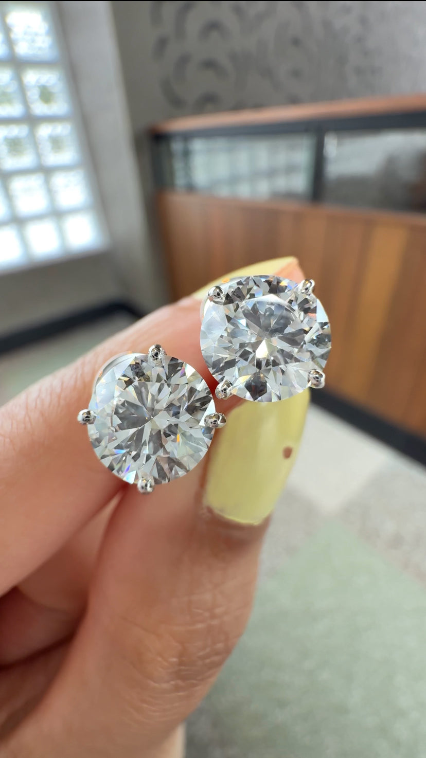 EVETTE 3-Carat Stud Earrings
