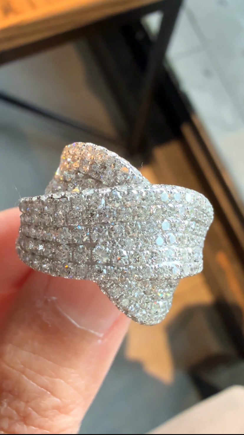 LUCIANNA PAVE Cross-Over Ring