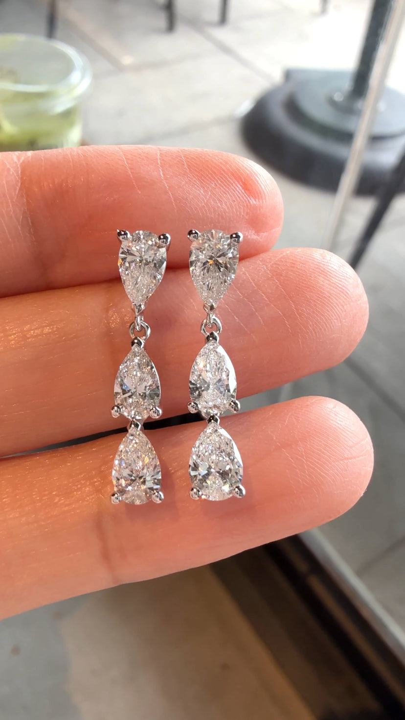 LEXIE Pear-Shaped Dangling Earrings