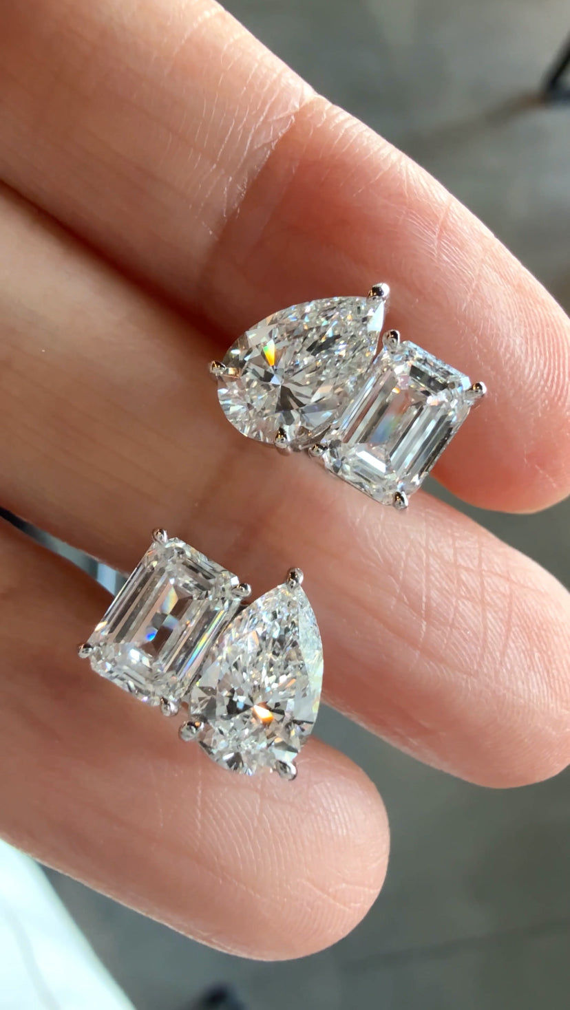 CAPRICE Grand Pear-Emerald Earrings