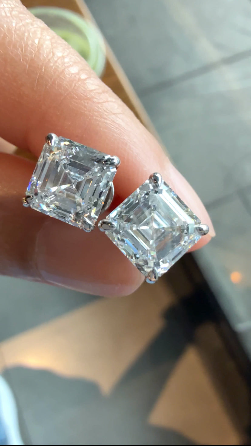 ORIETTE Asscher-Cut Stud Earrings