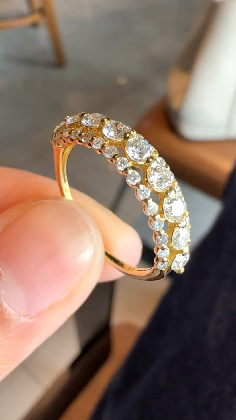 NERY Sparkling Eternity Ring