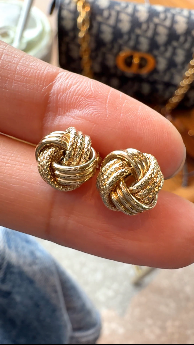 CHERIE Golden Knot Earrings