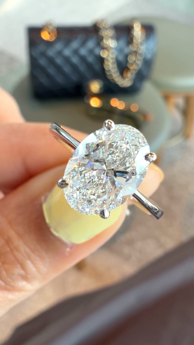 TARA 2 Carat LGD Oval Ring