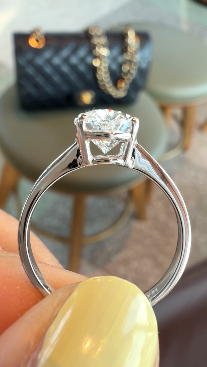 TARA 2 Carat LGD Oval Ring