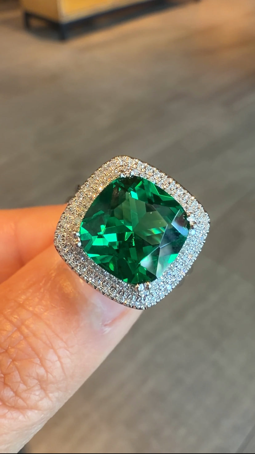 LUNETTE Emerald Cushion Ring