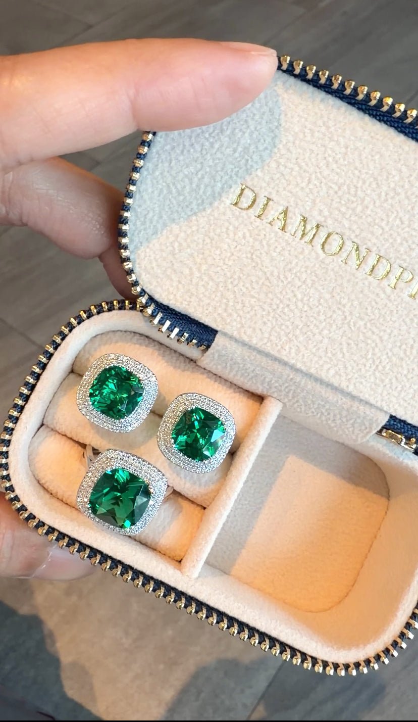LUNETTE Emerald Cushion Ring