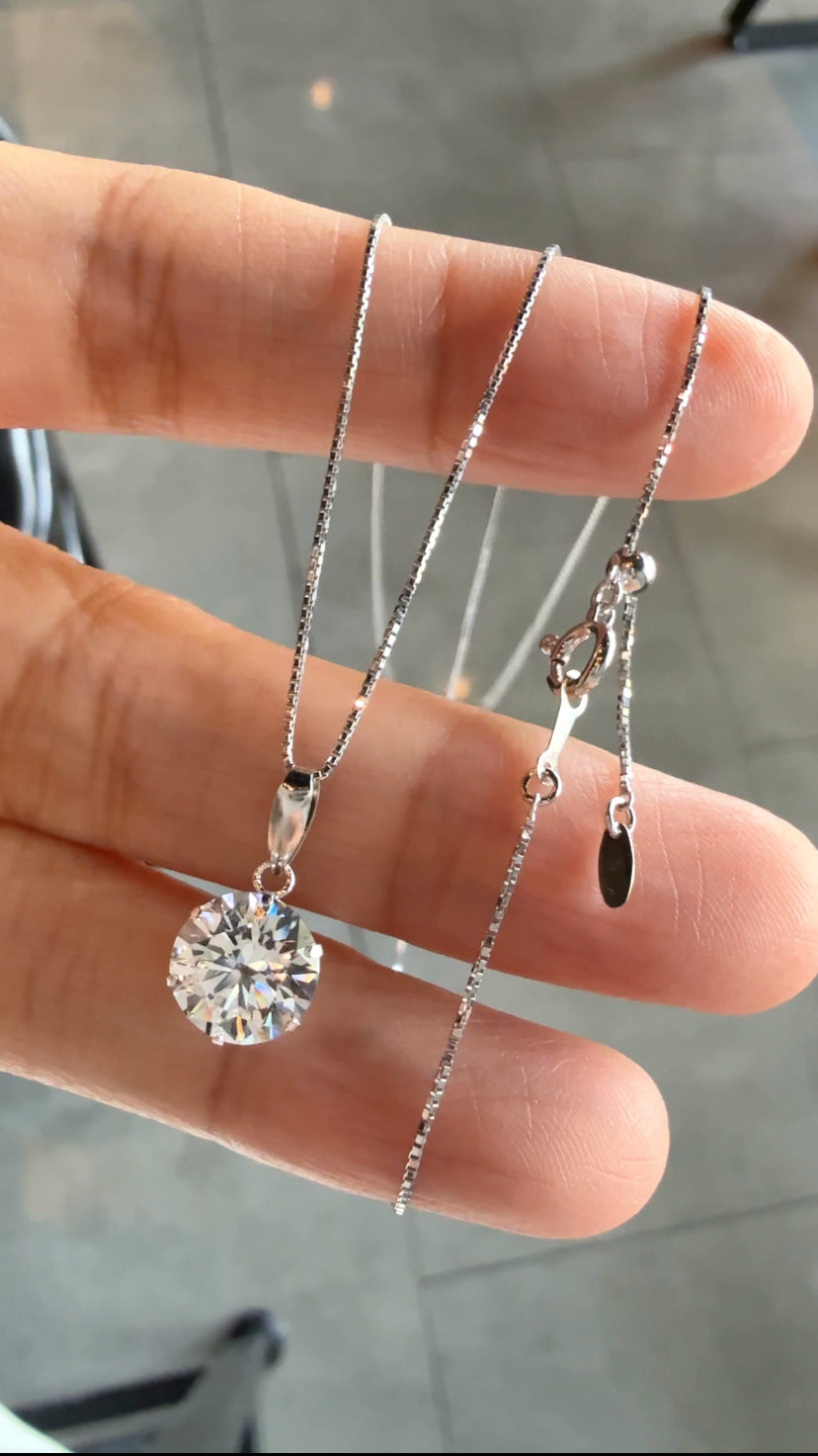 MERCY Round Necklace