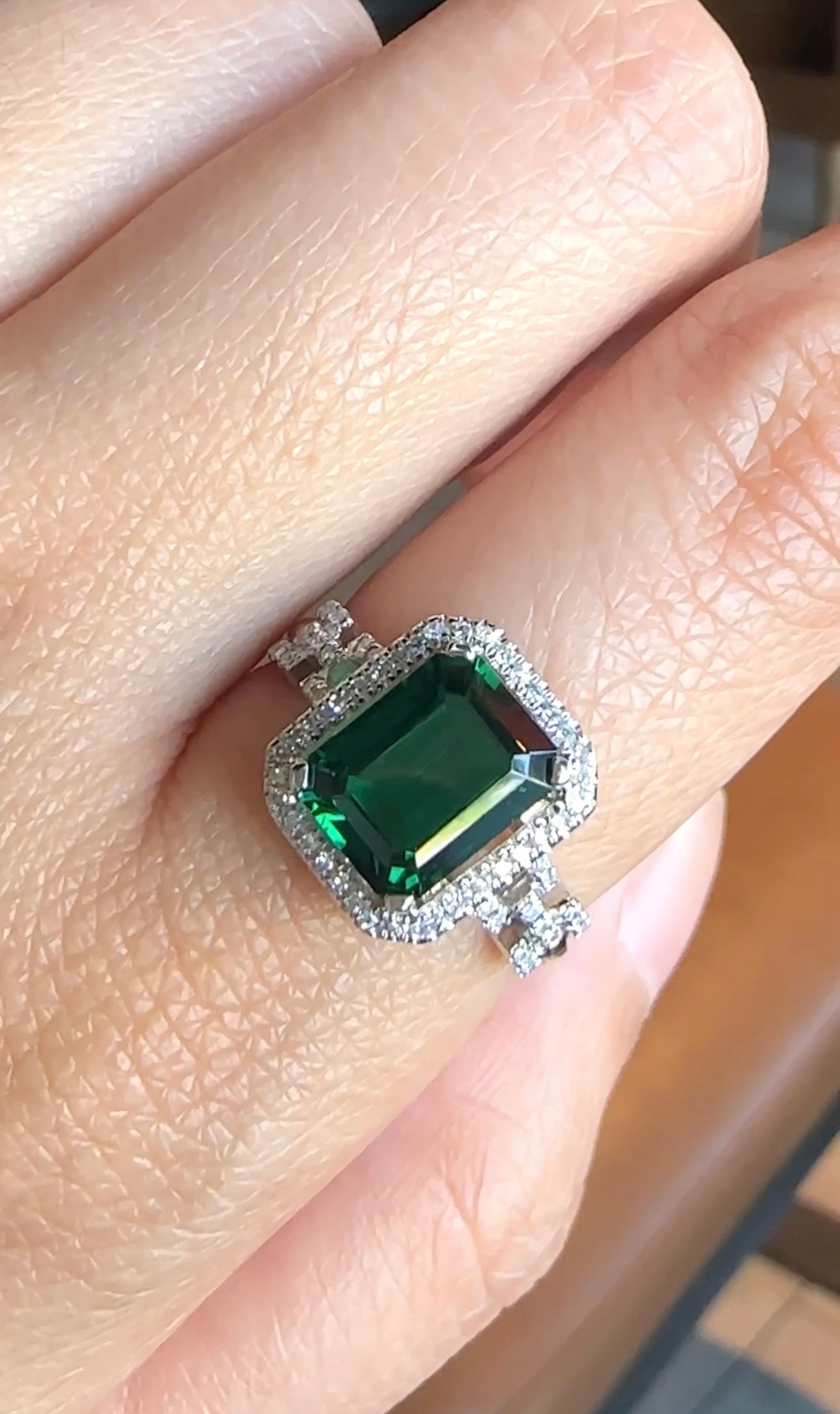 Nalia Emerald Ring
