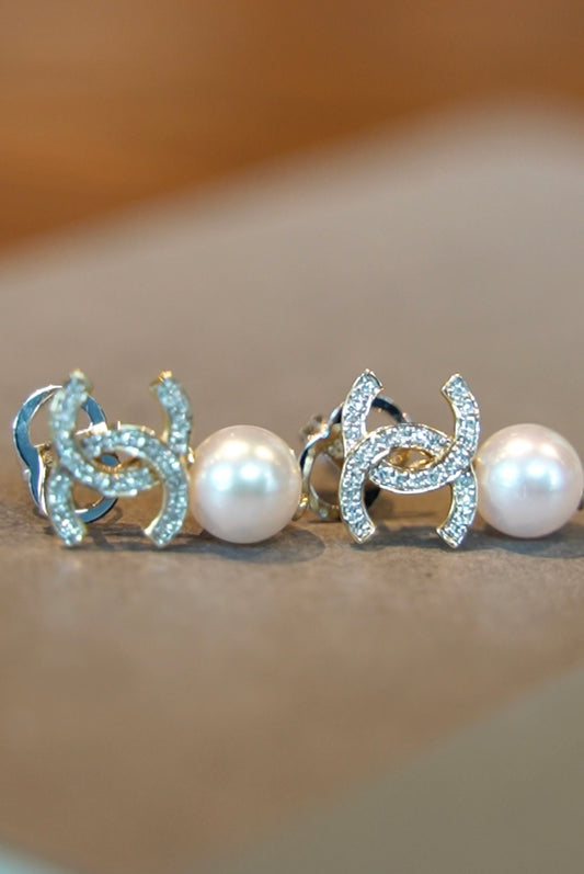 Isla CC Pearl Earrings