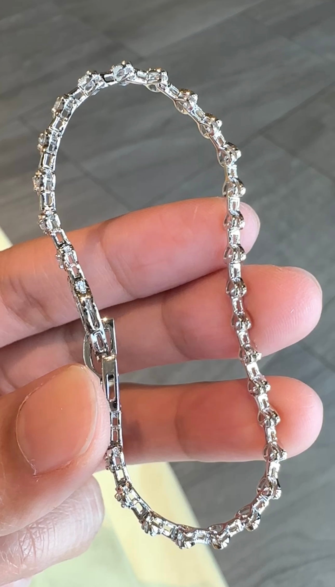 Jessica Heart Tennis Bracelet
