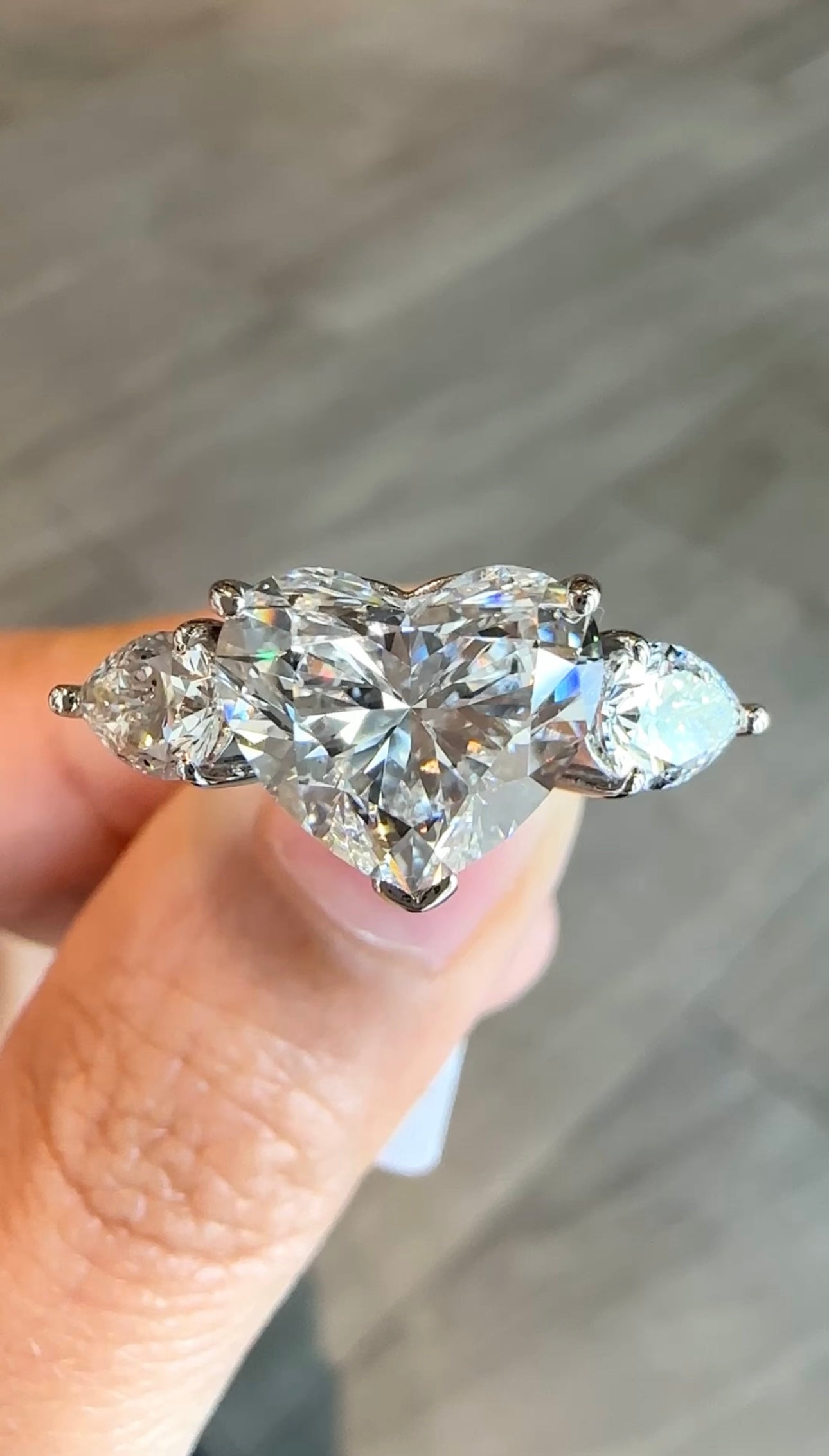 ROMALIA Heart ring