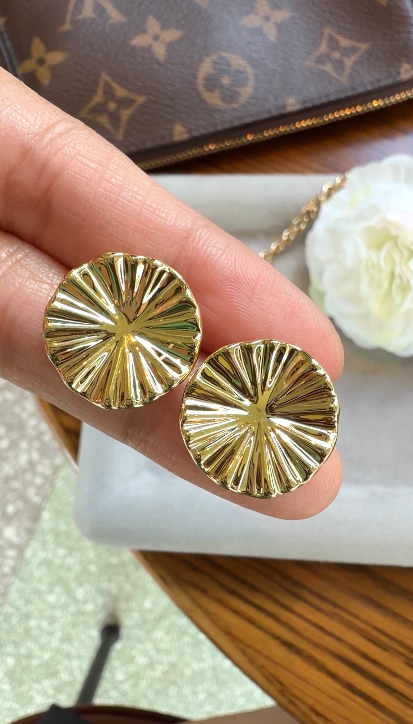 AURORA Yellow Gold Earrings