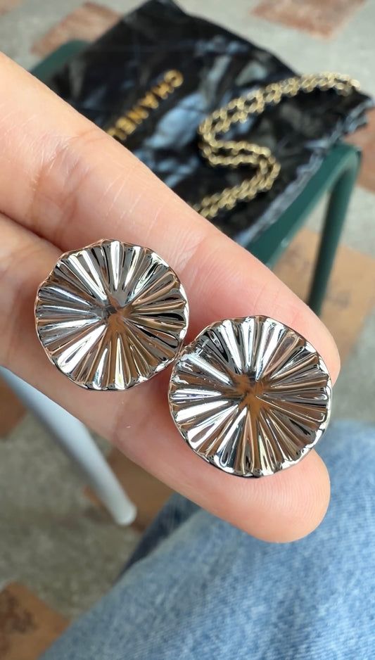 AURORA Ripple White Gold Earrings