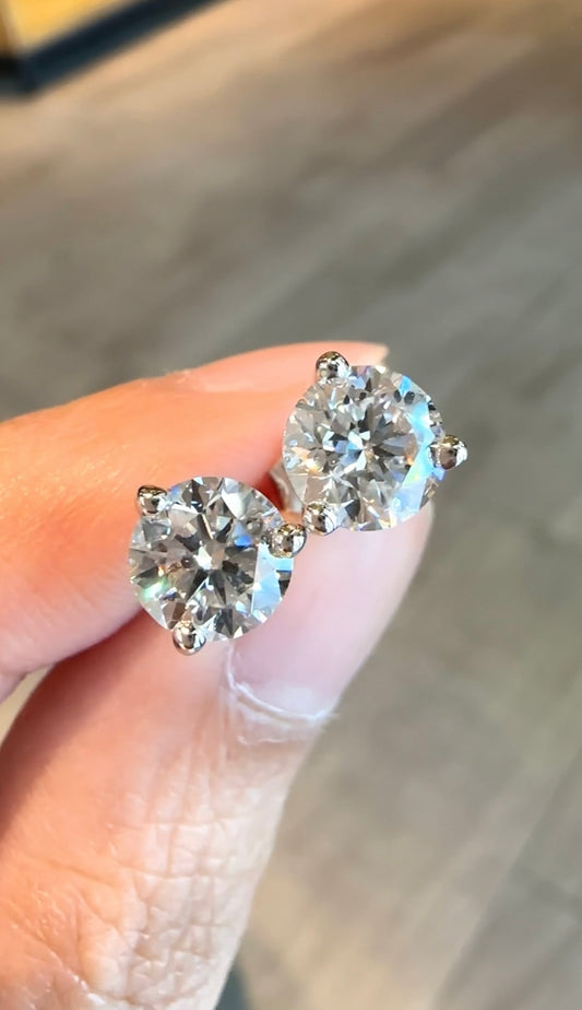 Nina 1-Carat Round Earrings