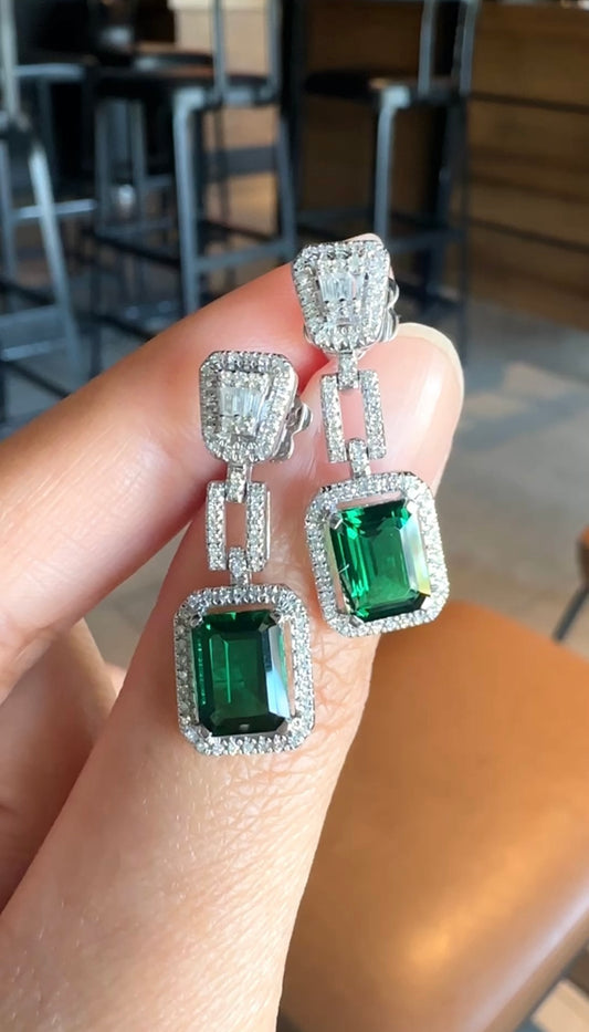 Kyla Emerald Dangling Earrings