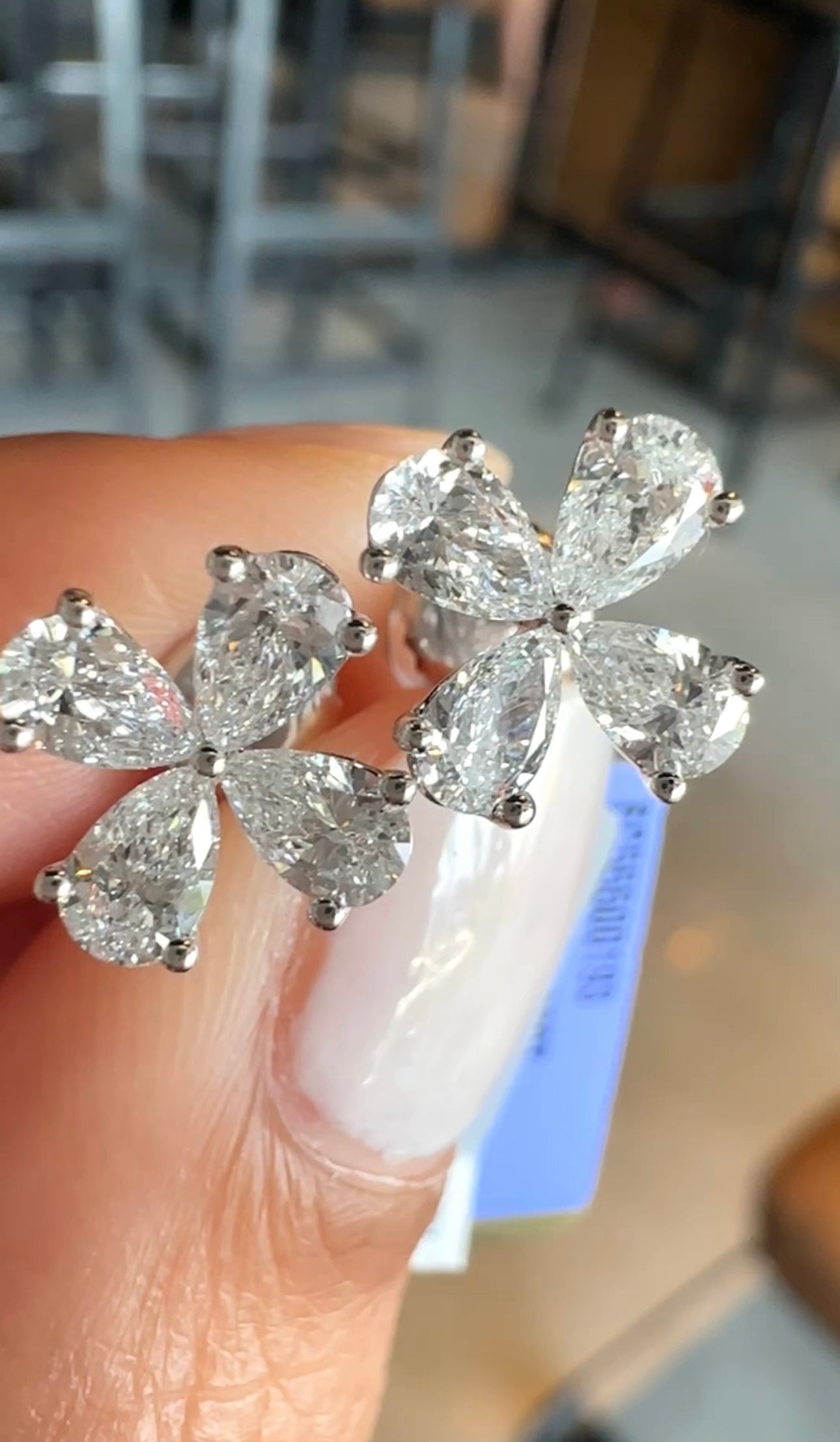 IRIS Clover Earrings
