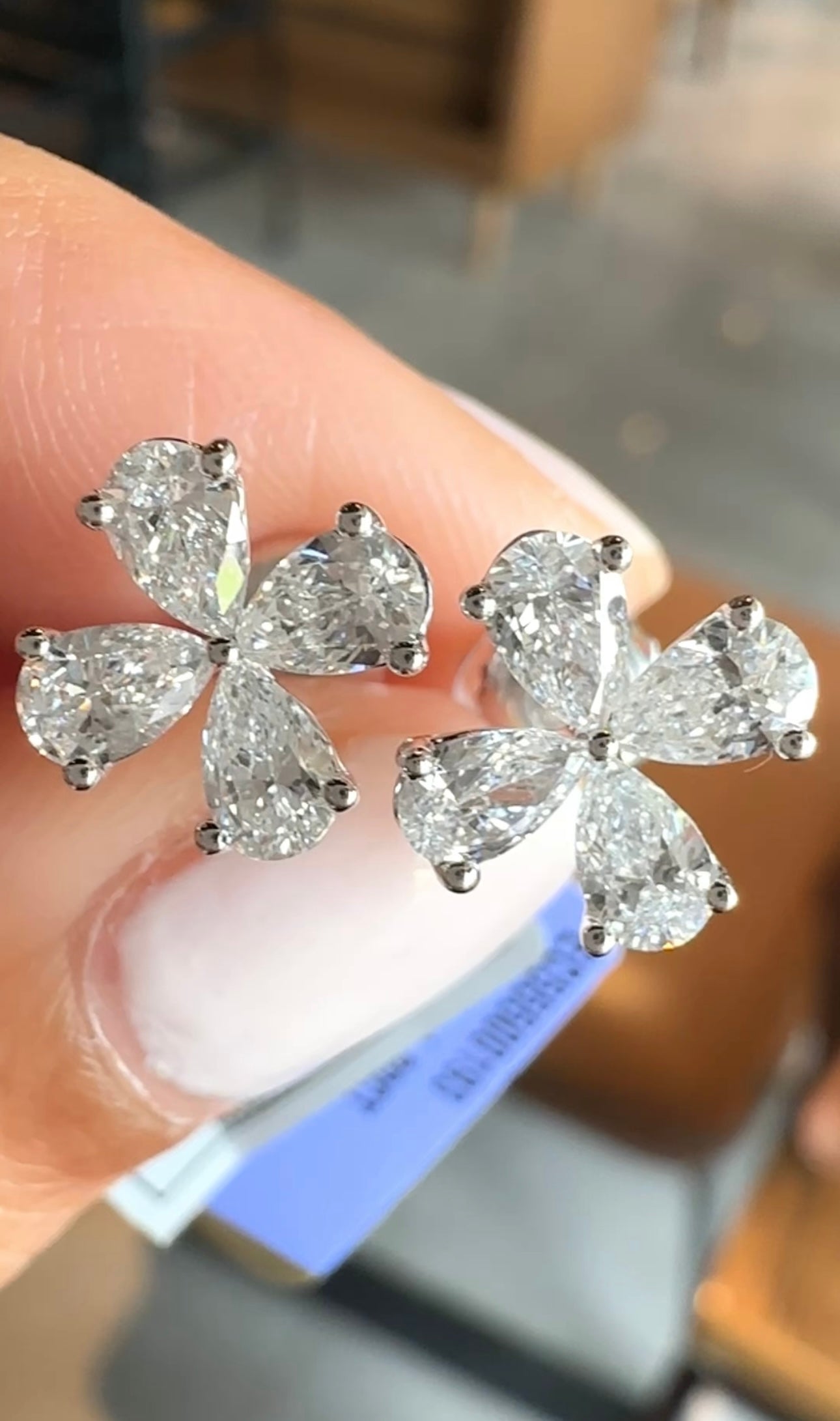 IRIS Clover Earrings