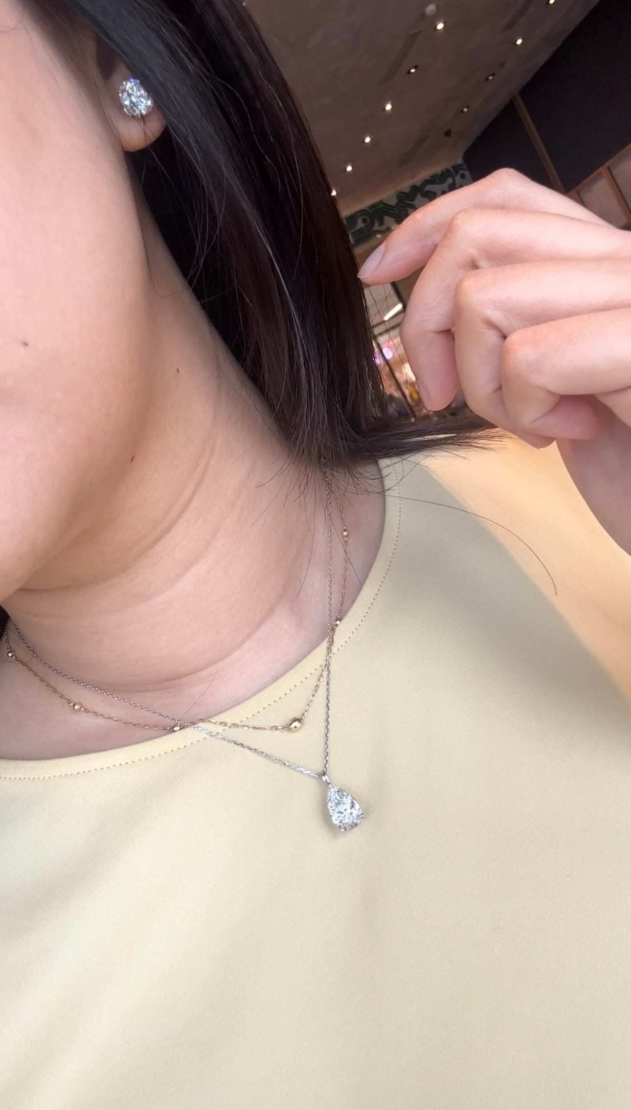 Perry 3-Carat Pear Necklace