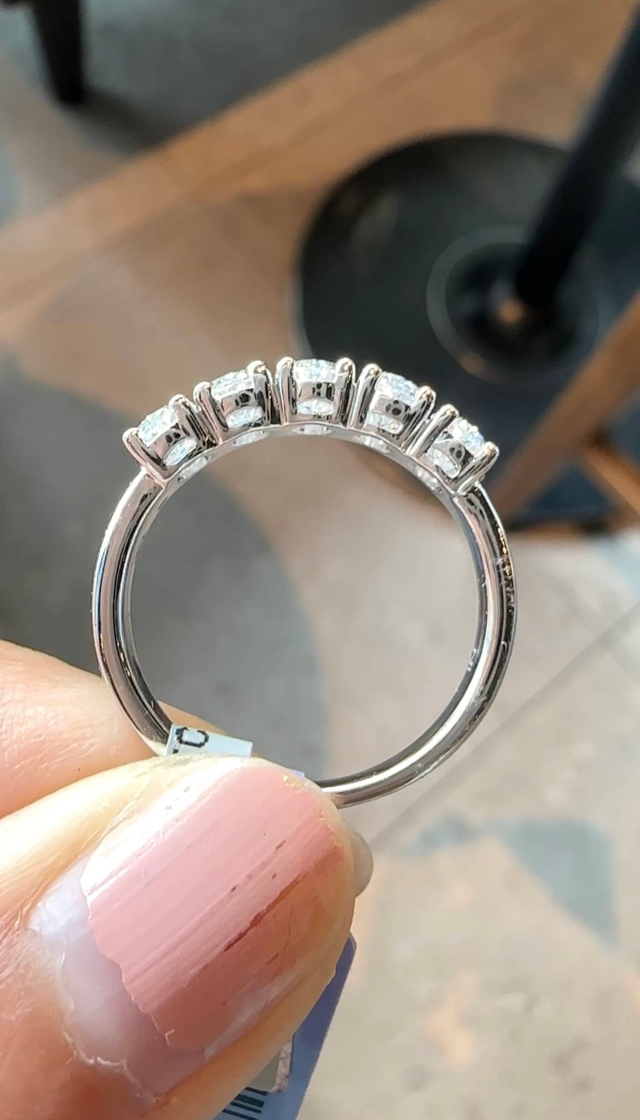 JOY Oval Shape Ring