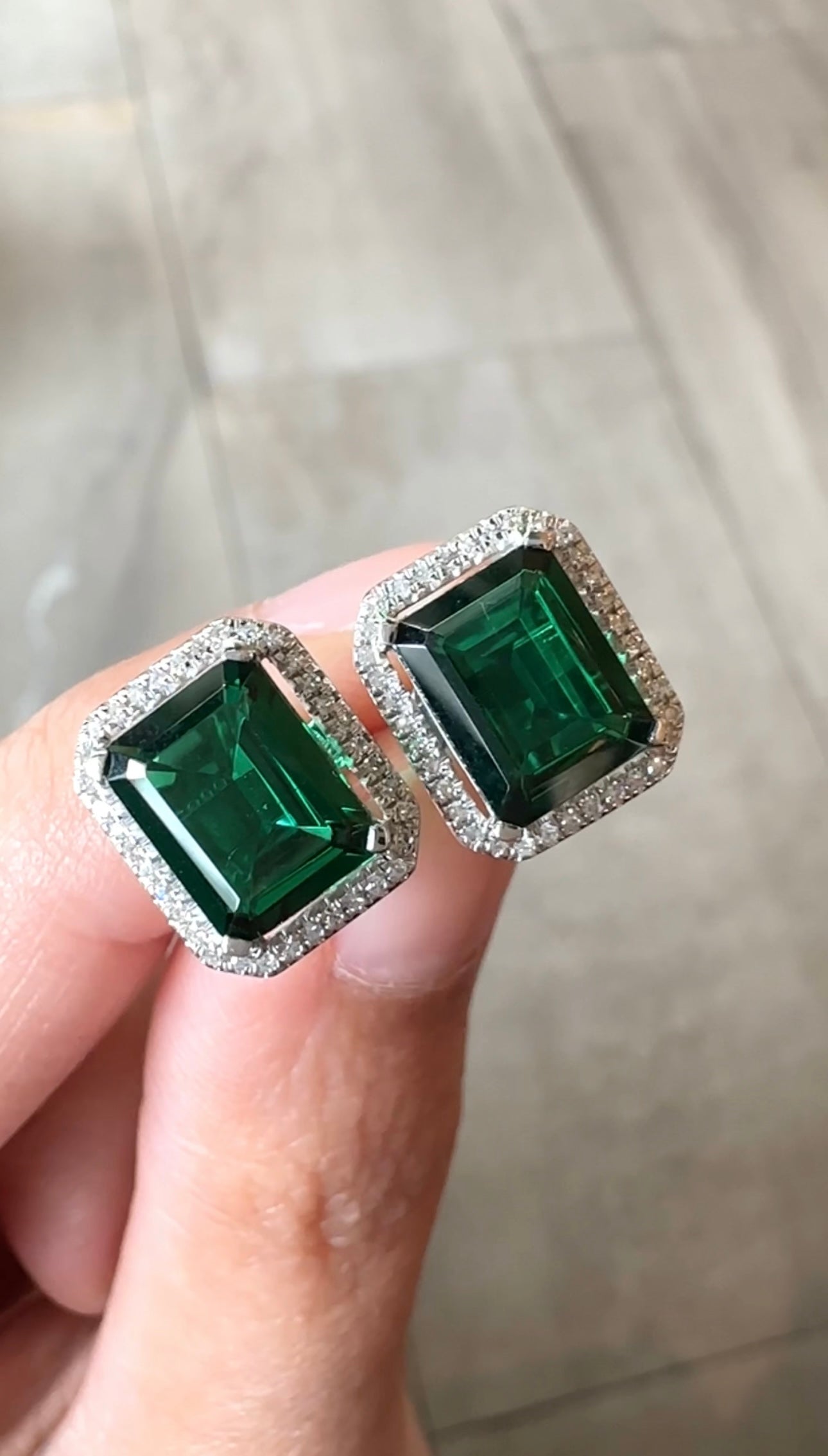 ODETTE Emerald Earrings