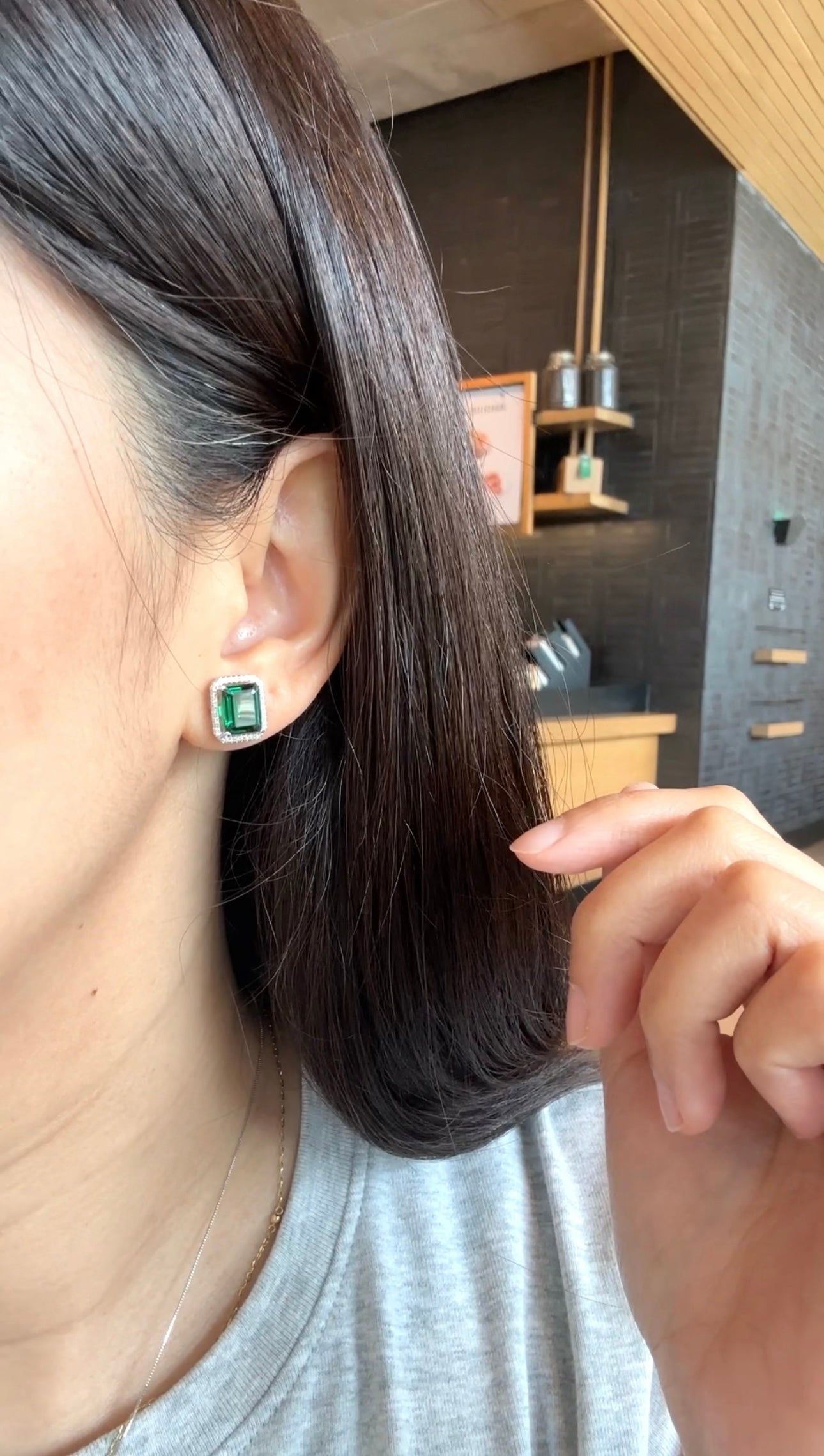 ODETTE Emerald Earrings